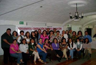 Ex alumnos de Comunicación de la Upaep conmemoran 25 años de egresados