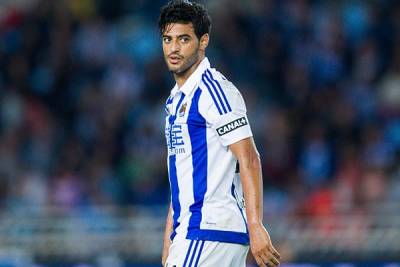 Nunca defraudaría a la Real Sociedad: Carlos Vela