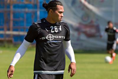 Carlos &quot;Gullit&quot; Peña  está listo para el Clásico ante América