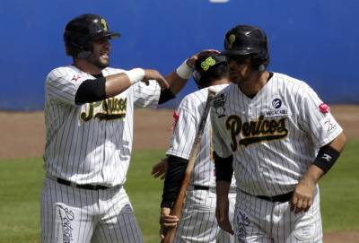 Pericos se impuso 6-2 a Petroleros de Salamanca en Liga Invernal