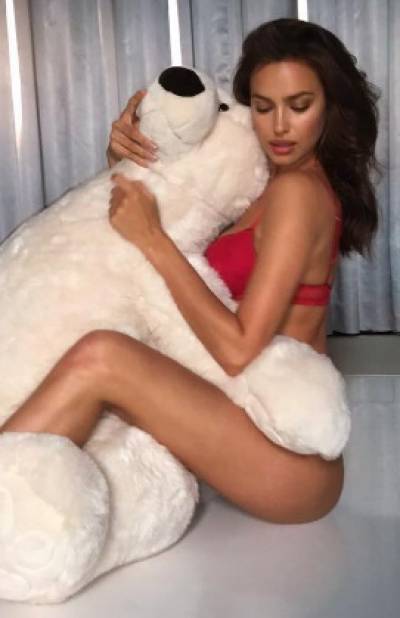 FOTOS: Irina Shayk encendió Instagram con desnudo