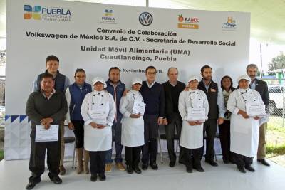 VW garantiza desayuno diario para 130 personas en Cuautlancingo