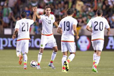 México alcanzó a Trinidad y Tobago para empatar 3-3 en el debut del Tuca