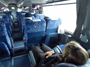 Siete consejos para que viajes cómodo y seguro en autobús