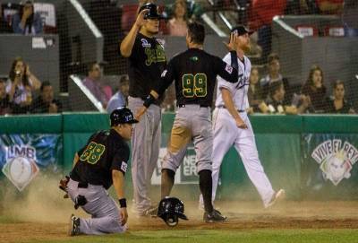 Serie del Rey: Pericos de Puebla derrotó 6-3 a Toros de Tijuana