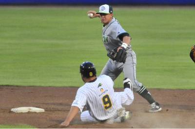 Pericos de Puebla perdió primero de la serie 4-8 ante Leones de Yucatán