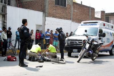 Menor pereció atropellado cuando jugaba con su bicicleta en Texmelucan