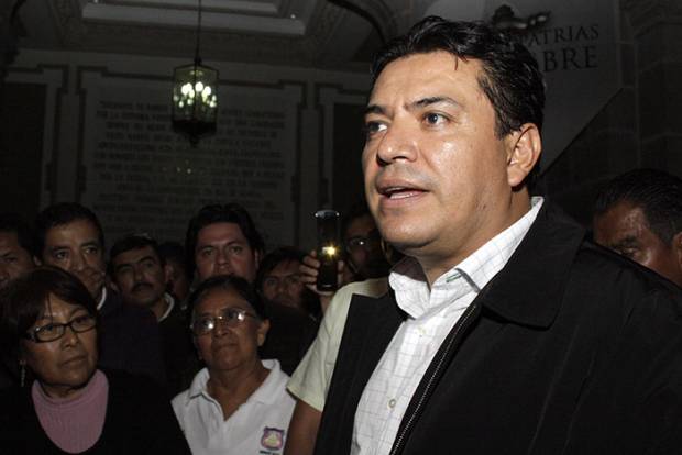 Sindicato del Ayuntamiento de Puebla acusa a ex líder de malversar 11 mdp