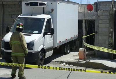 Aseguran bodega de combustible robado en la colonia San Diego Manzanilla