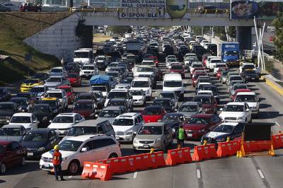 FOTOS: Atasco vehicular por cierre de vialidades en zona Angelópolis