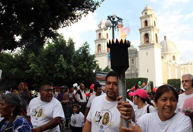 Llega a Tehuacán, Puebla, la Antorcha Guadalupana