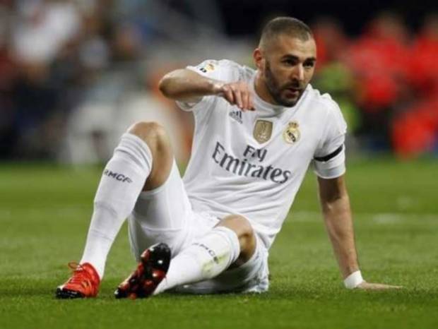 Benzema, fuera de la selección de Francia indefinidamente