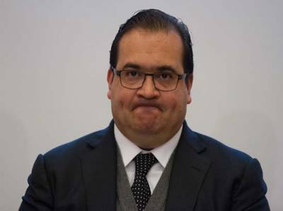 PRI suspende derechos políticos al gobernador de Veracruz, Javier Duarte