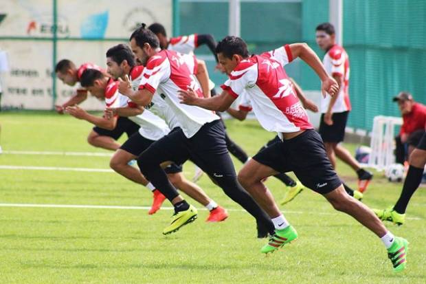 Lobos BUAP mantiene entrenamientos para enfrentar a Murciélagos