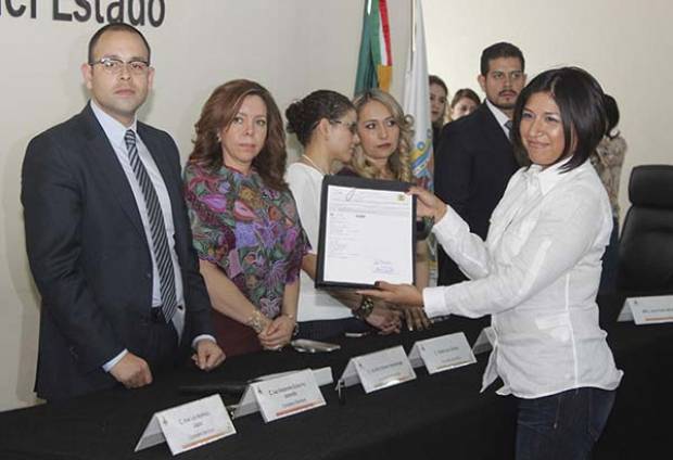 PRD registra a Roxana Luna como candidata a gobernadora de Puebla