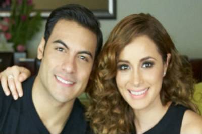 Carlos Rivera y Cynthia Rodríguez confirman noviazgo en redes sociales