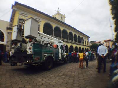 Sindicato de CFE denuncia agresiones del SME en la sierra norte de Puebla