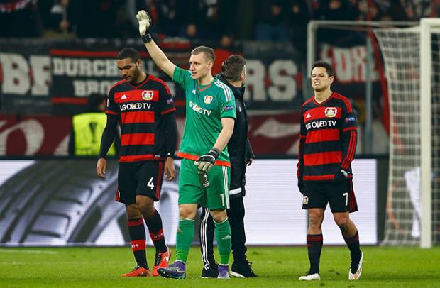 Leverkusen y Chicharito, eliminados de la Europa League