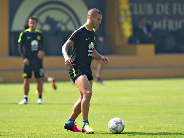 Benedetto comanda lista de transferibles del América