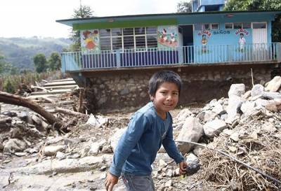 Ningún alumno se quedará sin clases en la Sierra Norte, garantiza SEP