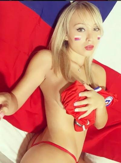 FOTOS: Daniella Chávez pide renuncia de Pizzi como DT de Chile