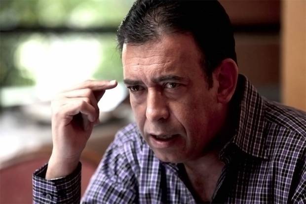 Calderón, “borracho”, le robó la presidencia a AMLO, refuta Moreira