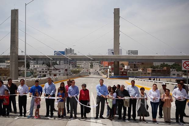 Inauguran el Nodo Vial 485 en Circuito Juan Pablo II y Vía Atlixcáyotl