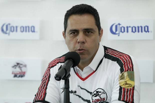 Miguel de Jesús Fuentes, nuevo DT de Lobos BUAP