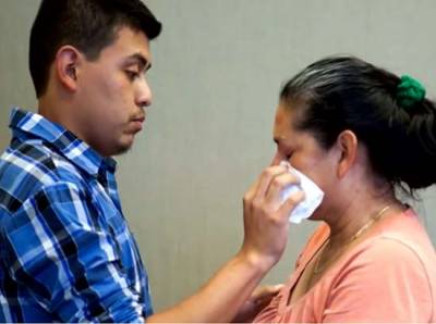 Fiscalía de Puebla contribuye al reencuentro de madre e hijo tras 21 años de ausencia