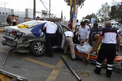 FOTOS: Doce heridos por choque entre ministeriales en estación de RUTA