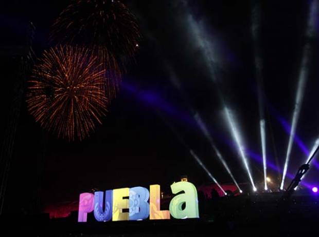Presentan programa de fiestas patrias en Puebla 2015