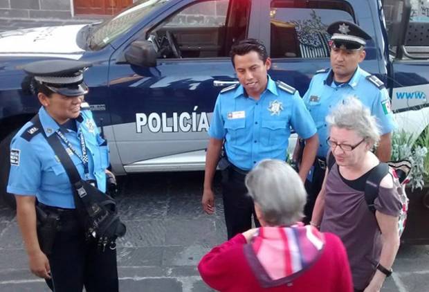 Ubican ilesa a turista austriaca extraviada en Centro Histórico de Puebla