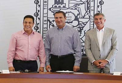 Gobernador electo de Hidalgo reconoce a administración de Puebla