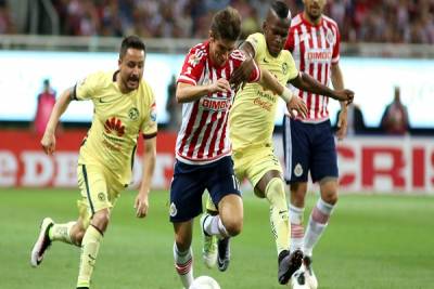 Chivas y América regalaron clásico empate sin goles