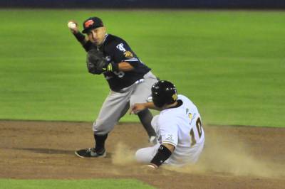 Pericos de Puebla y Tigres de Quintana Roo reanudan playoffs