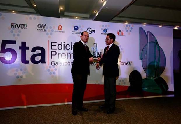 Ayuntamiento de Puebla recibe dos premios de ANAC