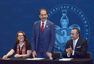 BUAP firma convenio con la ASE y la Secretaría General Iberoamericana