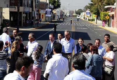 Luis Banck entrega rehabilitación de avenida San Francisco