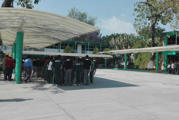 Proliferan falsas amenazas de bomba en escuelas de Tehuacán