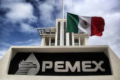 Denuncian a dos funcionarios de Pemex por riqueza inexplicable