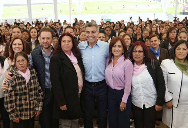 Gobierno de Puebla pone en marcha desayunadores escolares