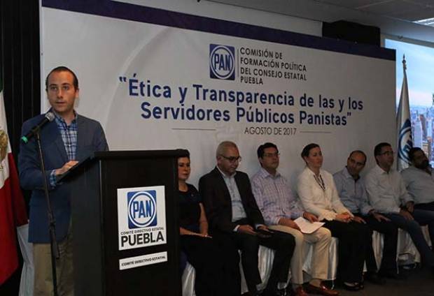 Gobiernos del PAN deben actuar con ética y transparencia: Mario Riestra