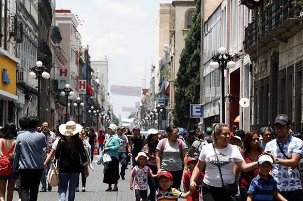 Miles de poblanos se sumaron a prueba piloto de peatonalización del Centro Histórico