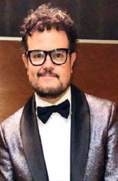 Aleks Syntek es acusado de acosar a joven británico en Instagram