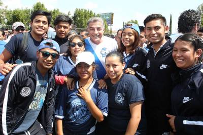 Tony Gali inaugura tercera edición de la Copa Champions 2018