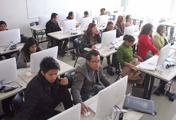 SEP Puebla refuerza procesos de capacitación para docentes que presentarán evaluación