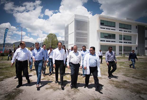 BUAP inauguró el Hospital de Grandes Especies en la Facultad de Medicina Veterinaria y Zootecnia