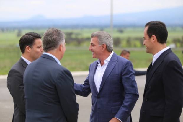 Tony Gali encabeza arranque del Parque Industrial Vesta Park Puebla I