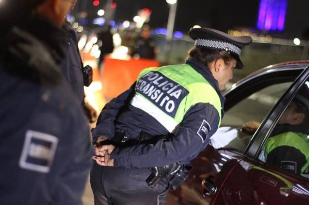 Alcoholímetro en Puebla remitió 37 vehículos al corralón