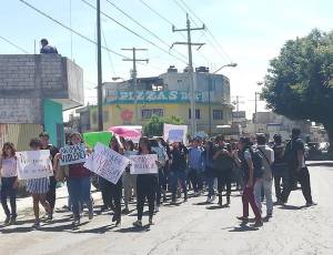 Matan a puñaladas a estudiante del Tecnológico de Tehuacán; alumnos exigen justicia